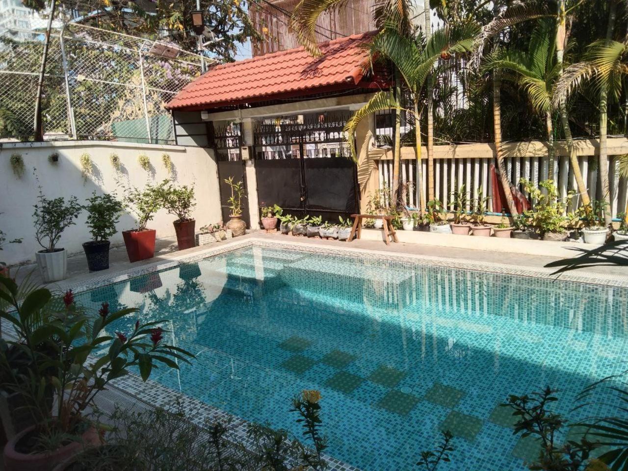 Room 7 - Studio In A Villa 5Mn Walk From The Royal Palace With Swimming Pool Phnom Penh Eksteriør billede